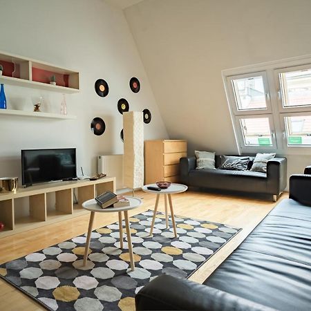 Central Apartment At Gozsdu Court, 60 Sqm, 2 Rooms With 2 Ac, Elevators, Kitchen Budapeste Exterior foto